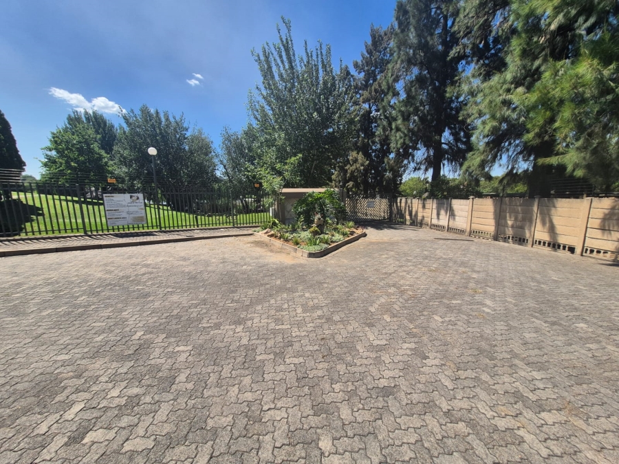 3 Bedroom Property for Sale in Edge On the Vaal Free State